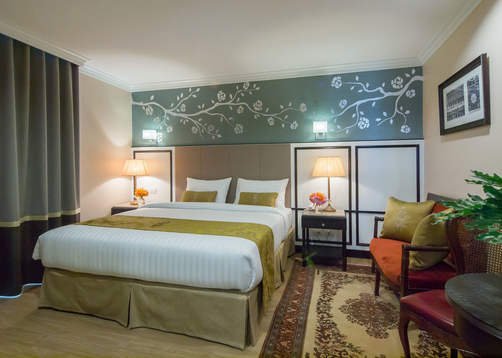 Sara'S Hotel Бангкок Экстерьер фото