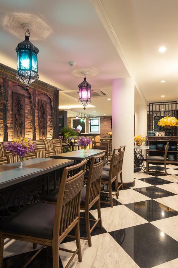 Sara'S Hotel Бангкок Экстерьер фото