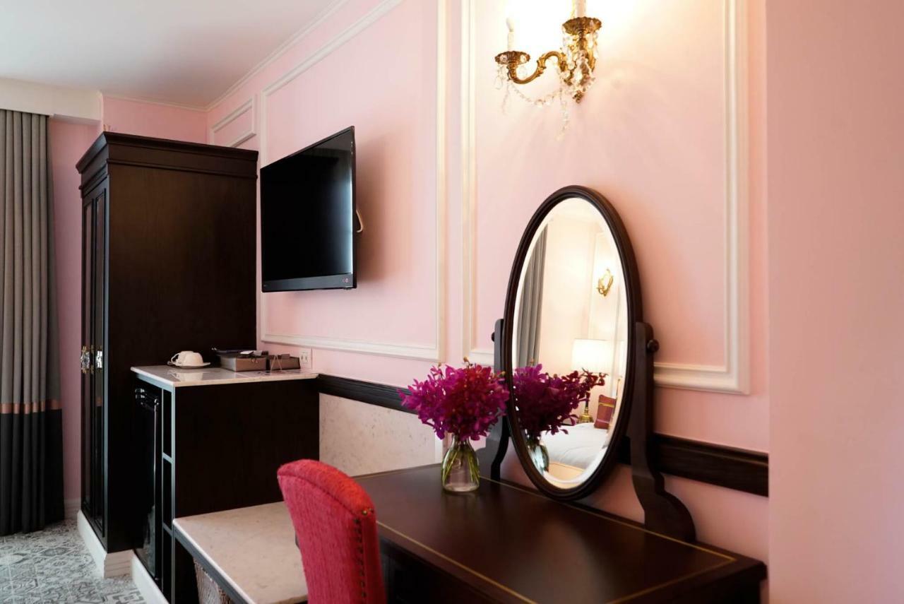 Sara'S Hotel Бангкок Экстерьер фото